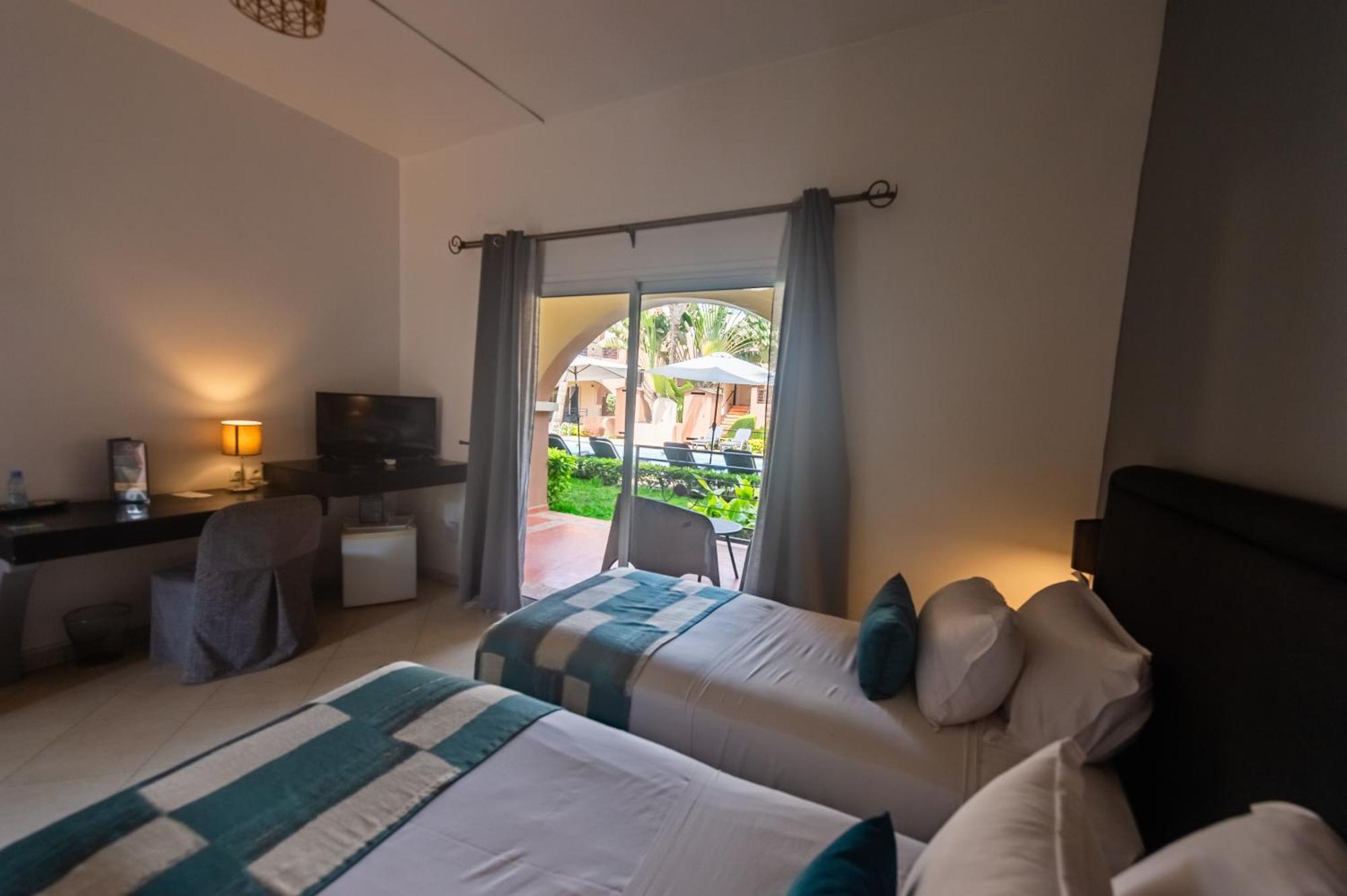 Airport Hotel Casino Du Cap-Vert Dakar Bagian luar foto